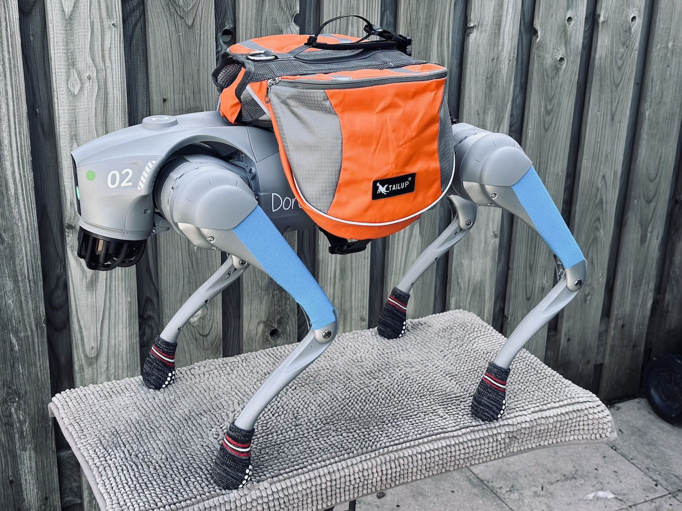 Robothond Dorus is een beetje verdrietig dat het AI Event al afgelopen is